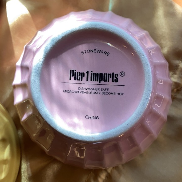 NIB Pier 1 imports STONEWARE SET OF 4 ICE CREAM PARTY BOWLS DESSERT DINNERWARE - Picture 3 of 13